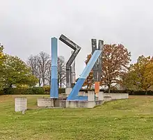 Abstrakte Kunst an der ZDF-Straße in Mainz