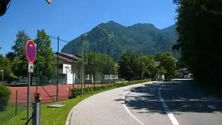 Vorderseite, von West