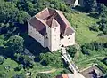 Luftbild der Burg Trausnitz im Tal