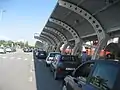 Vor dem Terminal