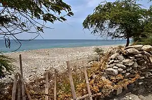 Küste der Straße von Ombaibei Ai Pelo, Osttimor
