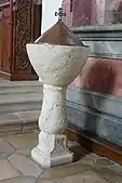 Taufbecken aus dem 16. Jahrhundert