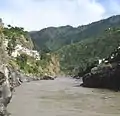Flussabschnitt der Alaknanda