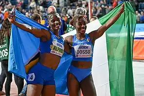 Zaynab Dosso (rechts) bei den Hallenweltmeisterschaften 2024 in Glasgow