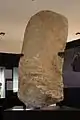 Menhir IV, das Original im Palais Mamming Museum