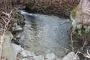 Der Almersbach im Ortskern von Almersbach, nähe Sportplatz
