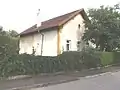 Empfangsgebäude von Unterloisdorf (2012)