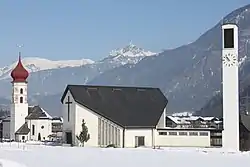 Alte und Neue Pfarrkirche Johannes der Täufer