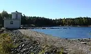 Der Damm von Alnsjøen