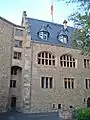 Philippsbau vom Burghof aus
