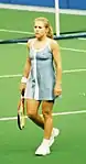 Amanda Coetzer scheitert 1996 im Einzel und im Doppel in Runde 2, 2000 im Einzel im Viertelfinale