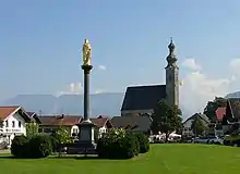 Kirche und Marktplatz in Anger