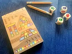 Spielmaterial des Würfelspiels Anubixx