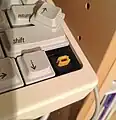 Taster Alps taxi yellow in einer Apple-IIc-Tastatur