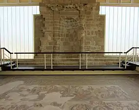 Rekonstruierte Villenmauer