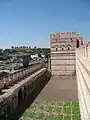 Der peribolos zwischen Haupt- und Vormauer