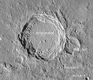 Mitchell am südwestlichen Rand von Aristoteles (LROC-WAC)
