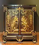 Schrank mit vergoldeter Marketerie von Boulle, Louvre, Paris