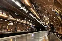Arts et Métiers, Paris;Inneres der Nautilus aus Jules Vernes 20.000 Meilen unter dem Meer (1996)Entwurf: François Schuiten