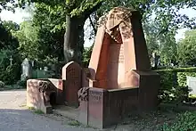 Grabmal des Corps auf dem Aschaffenburger Altstadtfriedhof