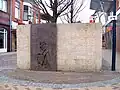 Joods Monument, Assen, 1990, Sandstein und COR-TEN-Stahl, 175 × 300 cm