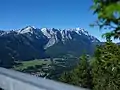 Aufstieg Kramer, Blick von der Felsenkanzel (1238 m) Richtung Zugspitze