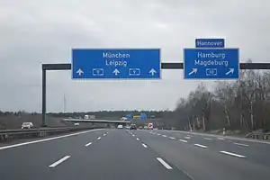 Blick von Osten auf das Autobahndreieck Potsdam
