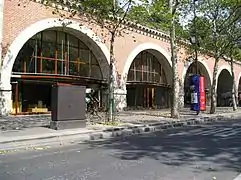 Die Bögen des Viaduc des Arts