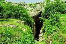 Prähistorische Stätten der Asych und Taghlar Höhlen