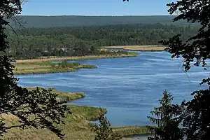 Blick vom Mlýnský vrch auf die nördliche Bucht