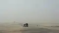Sandverwehung auf der B2 bei Walvis Bay (Namibia)