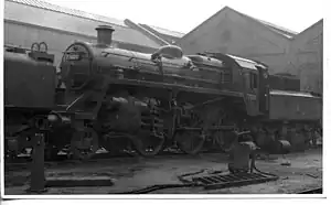 BR-Standardklasse 3 2-6-0 77000 vor den Darlington Works am 22. März 1959. Diese Lokomotive wurde dann nach Hull (Springhead) MPD (Schuppen 53C) gebracht.