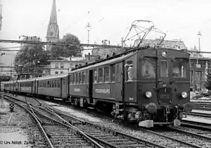 Der aus der Zeit der Elektrifizierung stammende Triebwagen BDe 3/4 43 in St. Gallen.