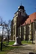 Herrenberg: Barocker Zwiebel­helm auf gotischem Kirchturm