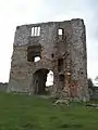 Blick auf das innere Torhaus vom Innenhof der Burg