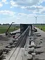 Baustelle der Einhausung der Strecke bei Sengwarden