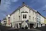 Eckhaus Nummer 28/Bahngasse 2