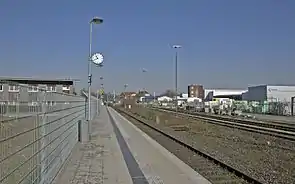 Bahnsteiggleis 1 in Borken, 2015