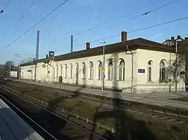 Bahnhofsgebäude
