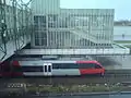 Bahnsteige Haltestelle Wien Handelskai (Linie S45) mit einem Talent-Zug