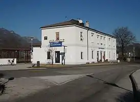 Aufnahmsgebäude