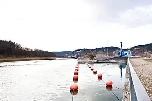 Blick vom Oberwasser auf die Schleuse