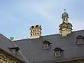 Dachlandschaft der Neuen Residenz Bamberg mit Zieraufbauten