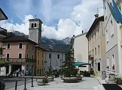 Ortskern mit Pfarrkirche San Giovanni Battista