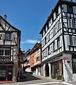 Blick in die Rue de l’Église, links die Rue Neuve