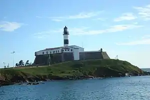 Forte de Santo Antônio da Barra mit Leuchtturm