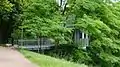 Barrierefreies Baumhaus an der Hangkante des Neuhofener Bergs