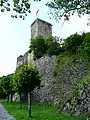 Schloss Beaucens mit dem Donjon des Aigles