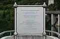 Hinweistafel auf der Dammkrone