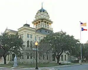 Das Bell County Courthouse in Belton, gelistet im NRHP mit der Nr. 76002004